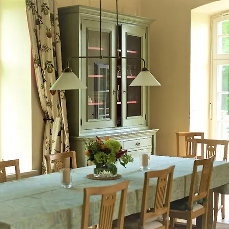 Vakantiehuis Gutshaus Penzlin Meyenburg (Prignitz)